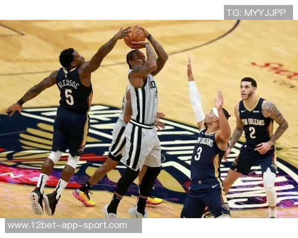 邓恩谈范甘迪防守体系强调沟通与执行的重要性